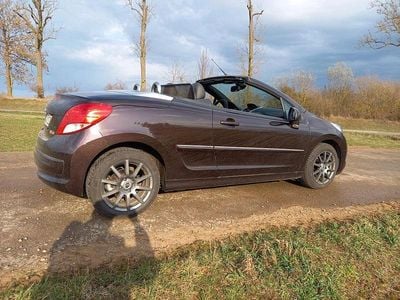 Gebraucht Peugeot 207 CC 111 PS (81 kW) 2014 Cabrio