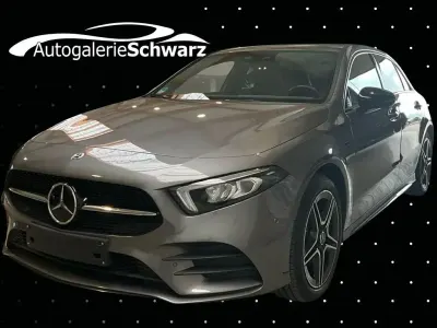 Gebraucht Mercedes A250 AMG 218 PS (160 kW) 2021 Amg mountaingrau metallic Limousine
