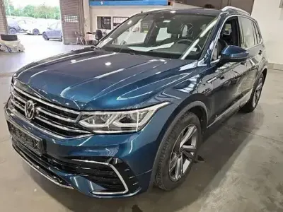Gebraucht VW Tiguan R-line 243 PS (178 kW) 2021 Blau SUV