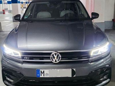 Usata VW Tiguan R-line 220 CV (161 kW) 2017 Grigio SUV