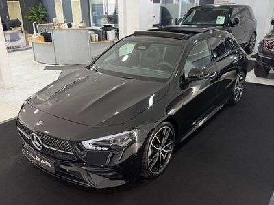 Gebraucht Mercedes CLA180 Shooting Brake AMG 136 PS (100 kW) 2025 Kosmosschwarz  metalliclack Kombi