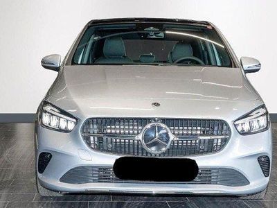 Mercedes B200