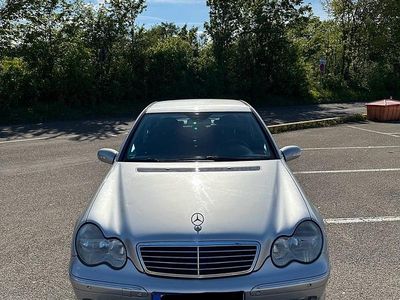 Gebraucht Mercedes C200 Avantgarde 163 PS (119 kW) 2000 Silber Limousine