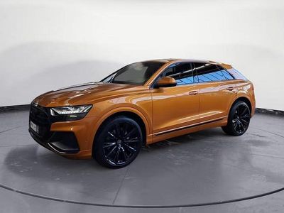 Second-hand Audi Q8 S-Line 286 CP (210 kW) 2023 Portocaliu SUV