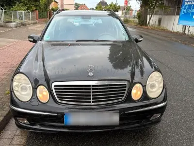 Gebraucht Mercedes E320 224 PS (164 kW) 2004 Schwarz Kombi