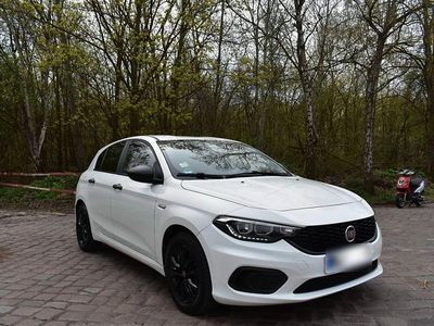 Second-hand Fiat Tipo Street 95 CP (69 kW) 2019 Alb Break