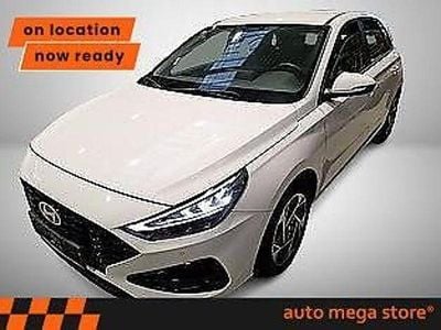 Weiß Gebraucht 2024 Hyundai i30 Style Limousine | 17.397 € (Superpreis)