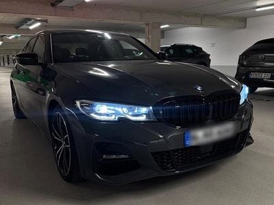 Gebraucht BMW 318 M Sport 150 PS (110 kW) 2019 Grau Limousine