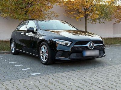 Gebraucht Mercedes A180 116 PS (85 kW) 2018 Schwarz Kombi