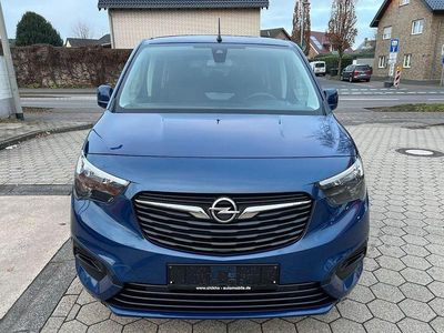Blau Gebraucht 2020 Opel Combo Life Edition Van / Kleinbus | 12.990 € (Fairer Preis)