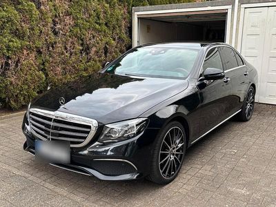Usata Mercedes E350 Exclusive 258 CV (189 kW) 2016 Nero Berlina