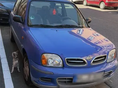 Usata Nissan Micra 60 CV (44 kW) 2000 Blu Utilitaria