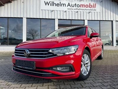 Rot Gebraucht 2023 VW Passat Business Kombi | 19.990 € (Superpreis)