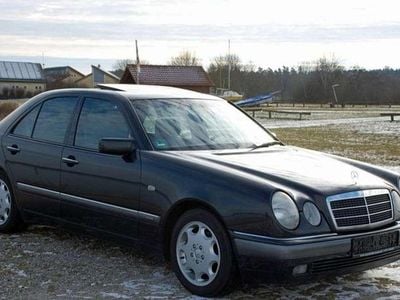 Mercedes E230