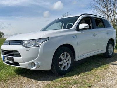 Mitsubishi Outlander P-HEV