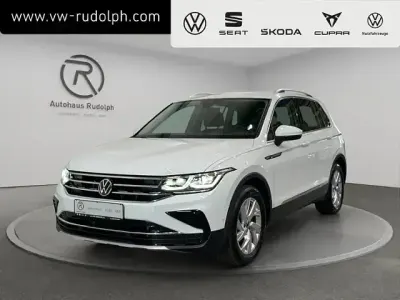 Gebraucht VW Tiguan Elegance 150 PS (110 kW) 2022 Pure white SUV