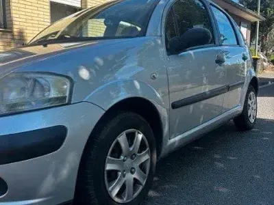 Gebraucht Citroën C3 83 PS (61 kW) 2006 Silber Kleinwagen