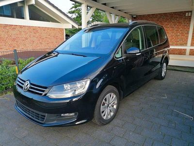 Second-hand VW Sharan Comfortline 140 CP (102 kW) 2012 Negru Monovolum