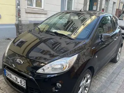 Gebraucht Ford Ka Ambiente 69 PS (50 kW) 2012 Schwarz Kleinwagen