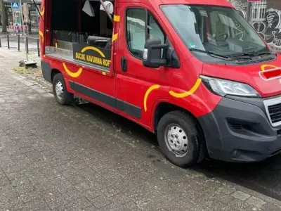 Usata Peugeot Boxer 140 CV (102 kW) 2020 Rosso Furgone