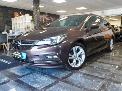 Gebraucht Opel Astra Dynamic 125 PS (91 kW) 2016 Braun Kombi