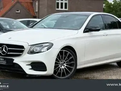 Gebraucht Mercedes E220 AMG 194 PS (142 kW) 2020 Weiss Limousine