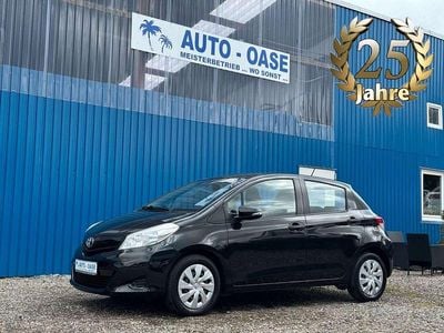 Gebraucht Toyota Yaris Cool 69 PS (50 kW) 2013 Schwarz Kleinwagen