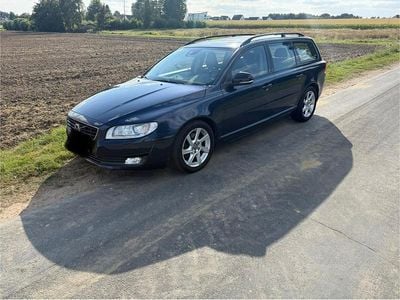 Second-hand Volvo V70 215 CP (158 kW) 2015 Albastru Break