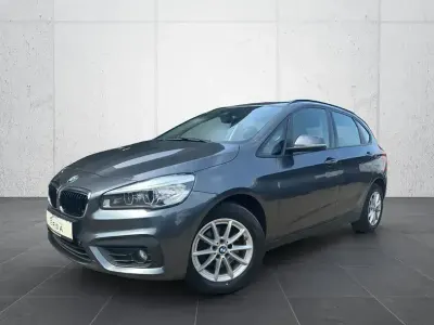 Gebraucht BMW 218 Active Tourer Advantage 150 PS (110 kW) 2018 Grau Van / Kleinbus