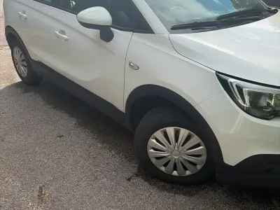 Gebraucht Opel Crossland X 110 PS (80 kW) 2018 Weiß SUV