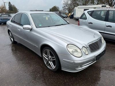 Silber Gebraucht 2003 Mercedes E50 AMG AMG Limousine | 4.990 €