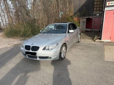 Gebraucht BMW 525 Sport Line 218 PS (160 kW) 2004 Silber Limousine