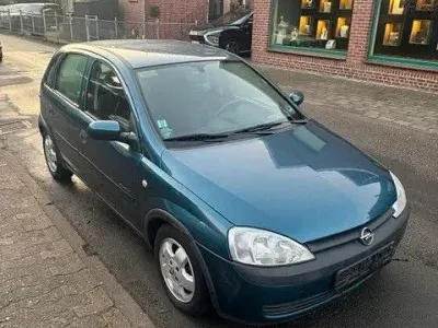 Second-hand Opel Corsa Comfort 75 CP (55 kW) 2002 Albastru Hatchback