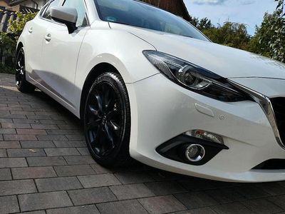 Gebraucht Mazda 3 120 PS (88 kW) 2015 Andere farben Limousine