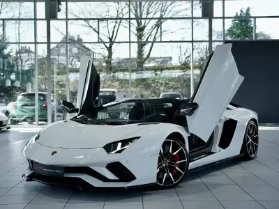 Gebraucht Lamborghini Aventador 742 PS (545 kW) 2019 Weiß Cabrio