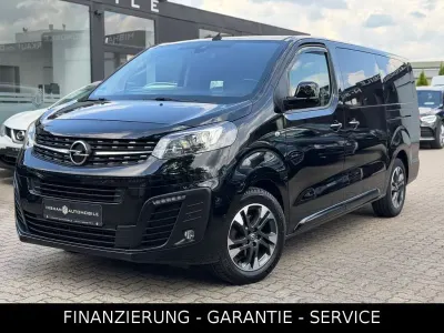 Gebraucht Opel Zafira Life Innovation 177 PS (130 kW) 2019 Diamond black Van / Kleinbus