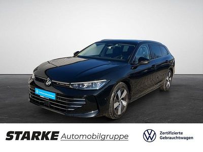 Grenadillschwarz metallic Gebraucht 2025 VW Passat Elegance Kombi | 35.840 € (Guter Preis)