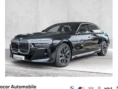 Begagnad BMW 730L Executive 286 HK (210 kW) 2025 Svart Sedan