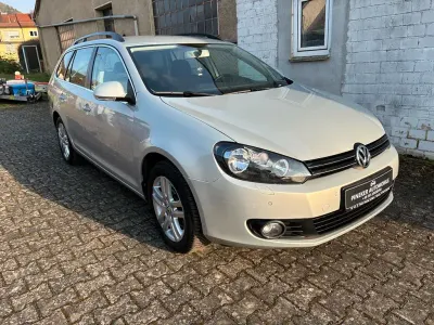 Gebraucht VW Golf VI Comfortline 122 PS (89 kW) 2012 Gold Kombi