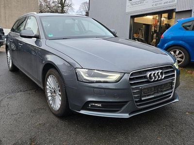 Grau Gebraucht 2013 Audi A4 Ambiente Kombi | 11.790 € (Etwas zu teuer)