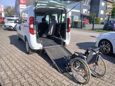 Usata Fiat Doblò 105 CV (77 kW) 2012 Bianco Monovolume