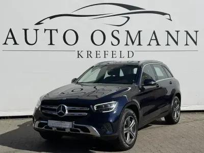 Gebraucht Mercedes GLC300e 320 PS (235 kW) 2021 Blau SUV
