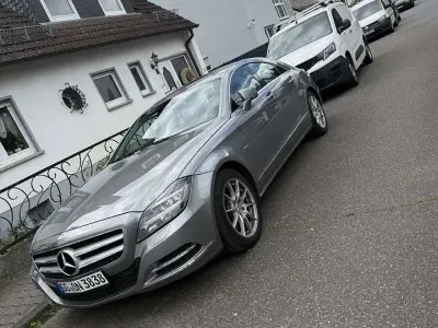 Gebraucht Mercedes CLS350 265 PS (194 kW) 2011 Silber Coupé