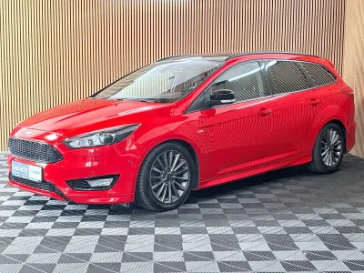 Gebraucht Ford Focus ST-Line 182 PS (133 kW) 2018 Rot Kombi