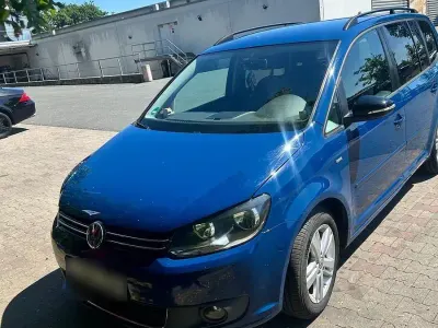 Gebraucht VW Touran 140 PS (102 kW) 2012 Blau Van / Kleinbus