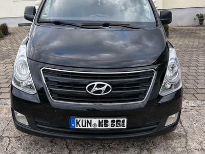 Hyundai H-1