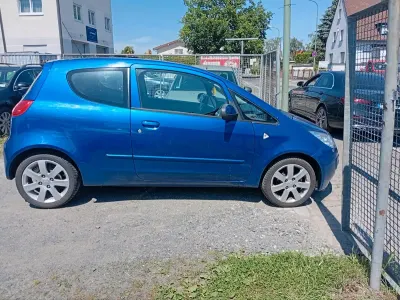 Gebraucht Mitsubishi Colt 95 PS (69 kW) 2006 Blau Kleinwagen