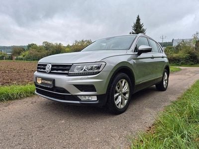 Silber Gebraucht 2016 VW Tiguan Highline SUV | 15.950 € (Fairer Preis)