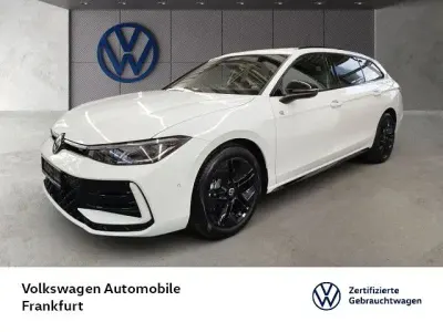 Gebraucht VW Passat R-line 193 PS (141 kW) 2025 Weiß Limousine