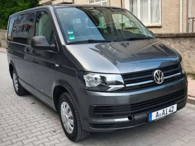 Gebraucht VW Multivan Freestyle 150 PS (110 kW) 2016 Grau Van / Kleinbus